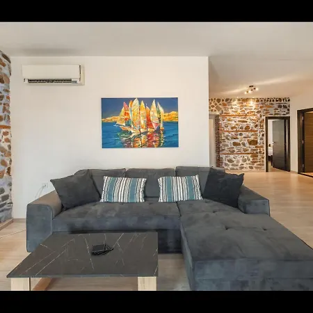 Dreamstone * Órmos Prínou